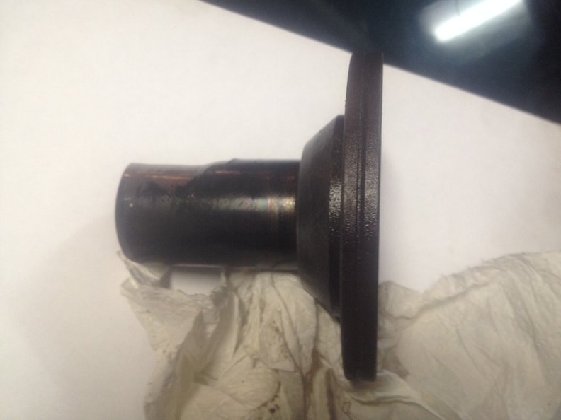 scoring where the tailshaft seal rides