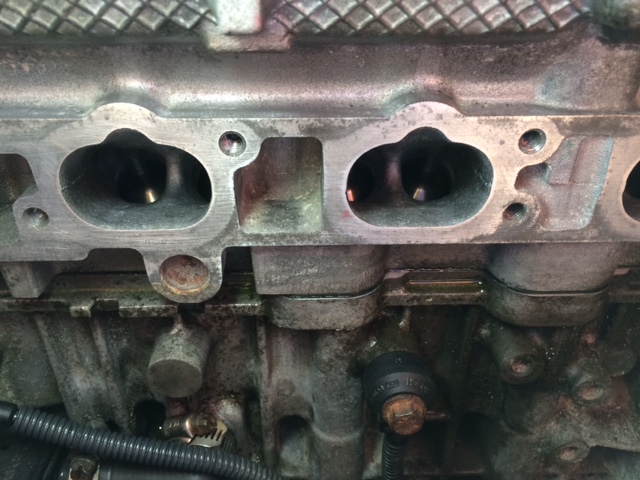 coolant leak at head gasket at cylinder 4