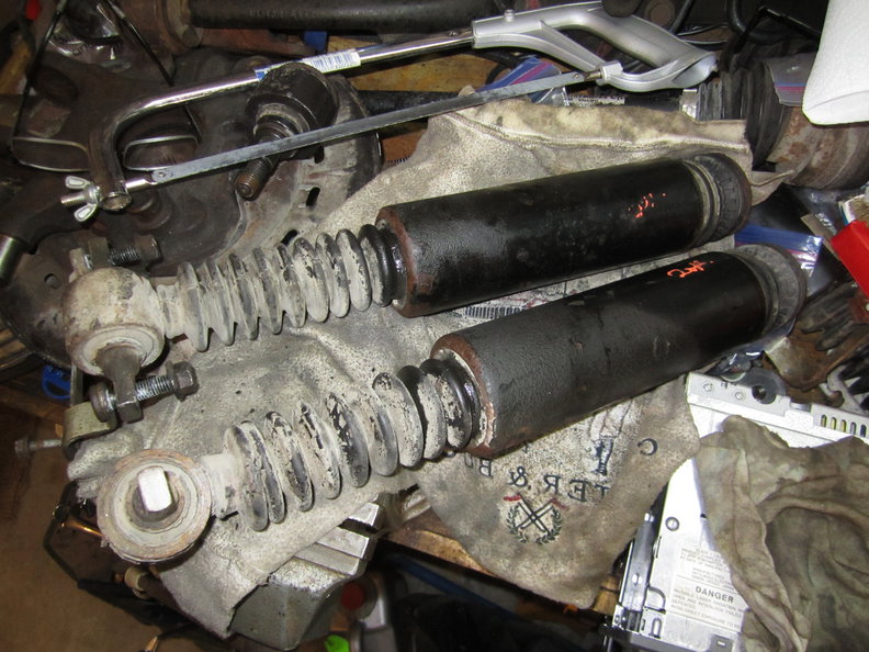 Nivomats from 1999 V70 XC (2)