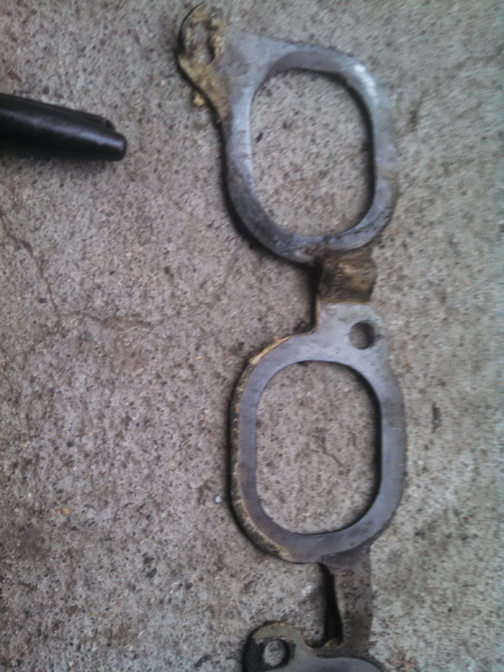 Cylinder no. 1 above pen note offcenter compared to no. 2