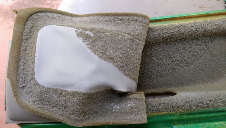 rear panel vinyl removal