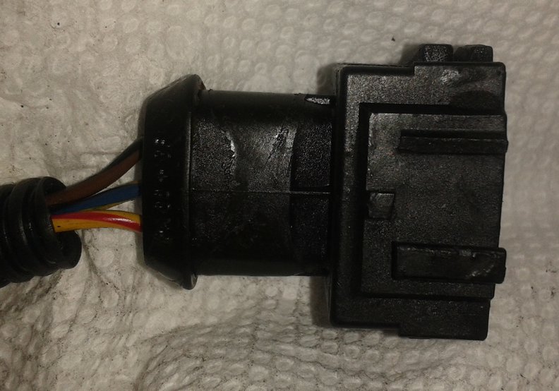 wiring harness connector.jpg