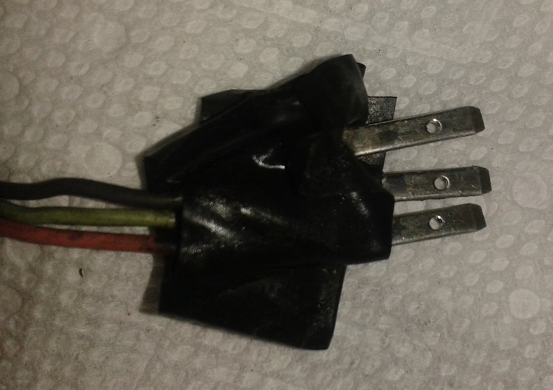 cam sensor connector.jpg