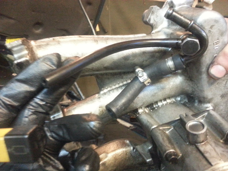 The pic is of the small vacuum line??