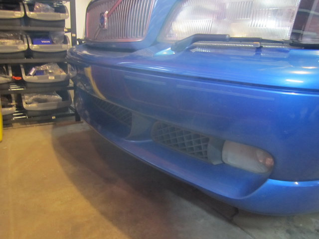 Front air-dam 2000 V70R