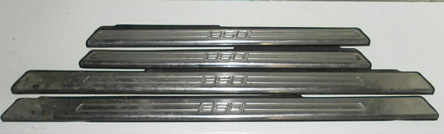 Stainless Rocker sills / need polishing but very good