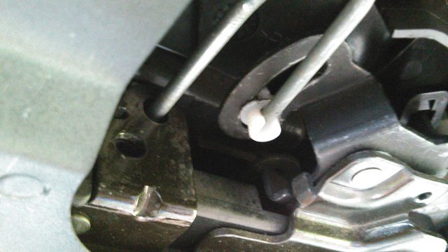 Latch Linkage Close Up.jpg