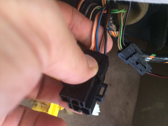 s90 odd black plug.JPG
