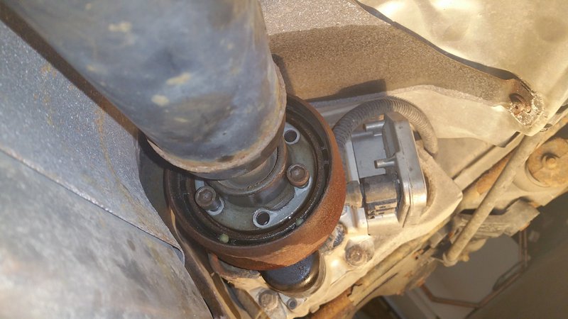 volvo drive shaft 1.jpg