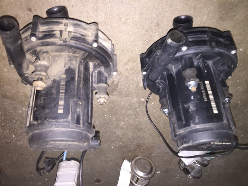 left 850 used, right 850 barely used