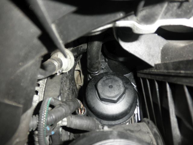 PCV Wire tie on hose for forum.jpg