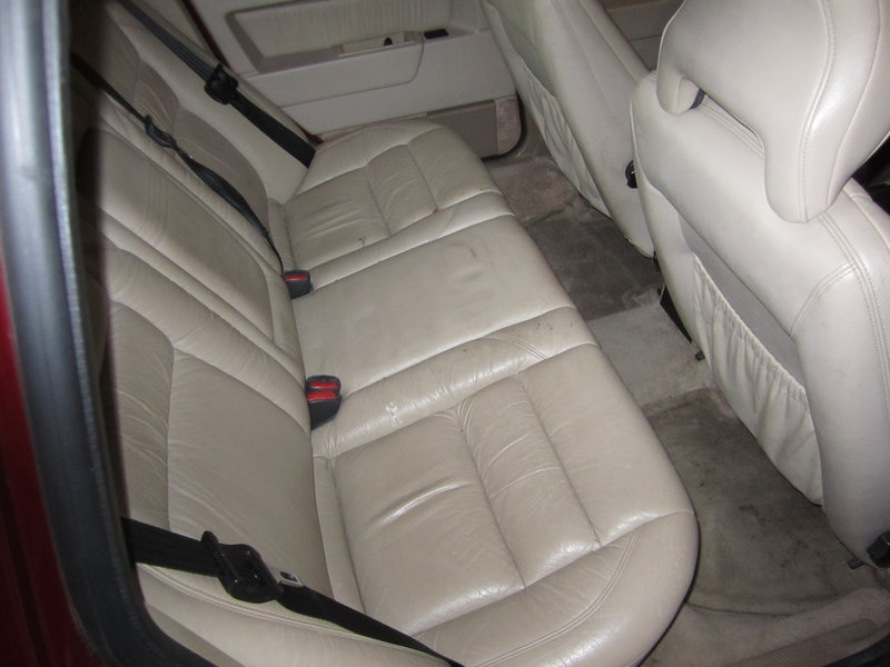 Rear passenger seats