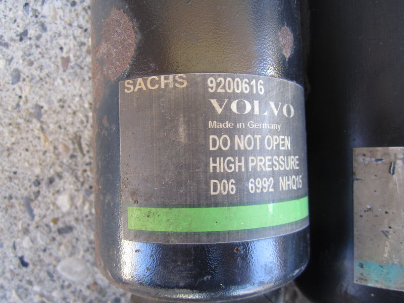 Nivomat labels 2000 V70R