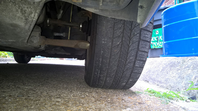 right_uneven_tire.jpg