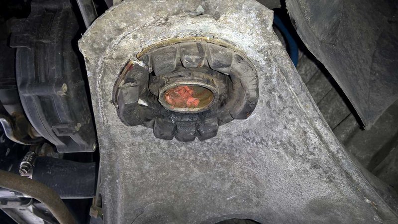 subframe_bushing2.jpg