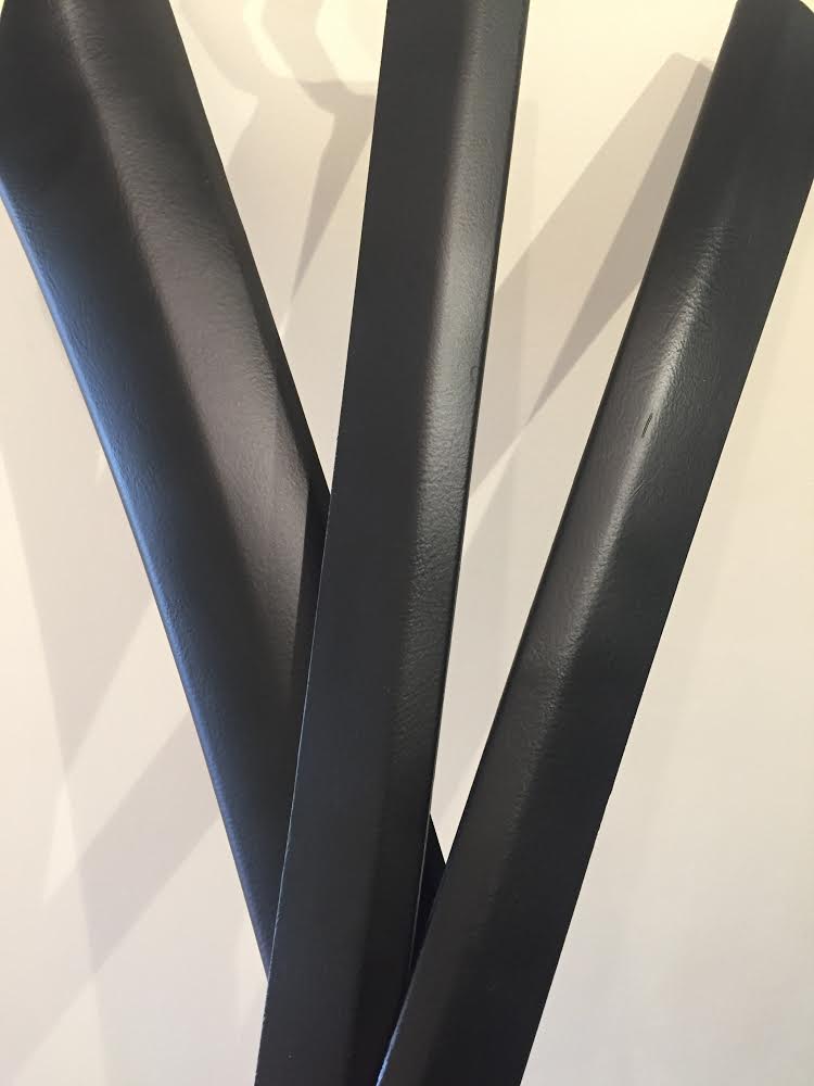 blacktrim.jpg