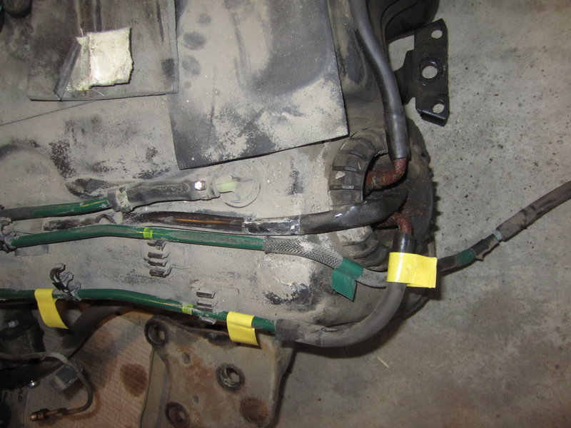 RH fuel pump V70 AWD