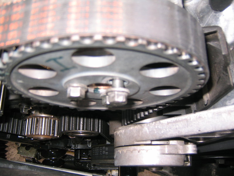 Volvo_Camshaft Seals 015.JPG