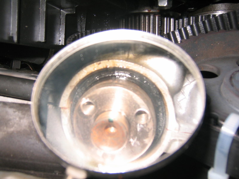 Volvo_Camshaft Seals 018.JPG