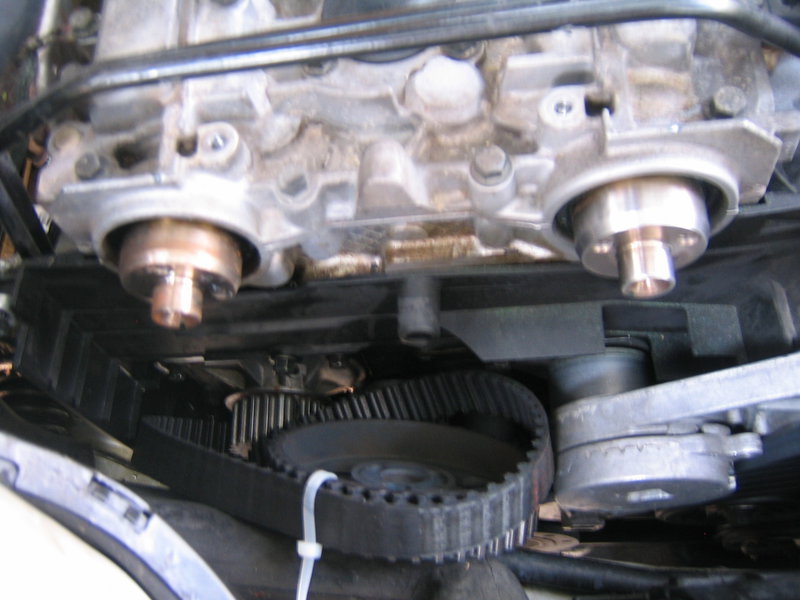 Volvo_Camshaft Seals 021.JPG