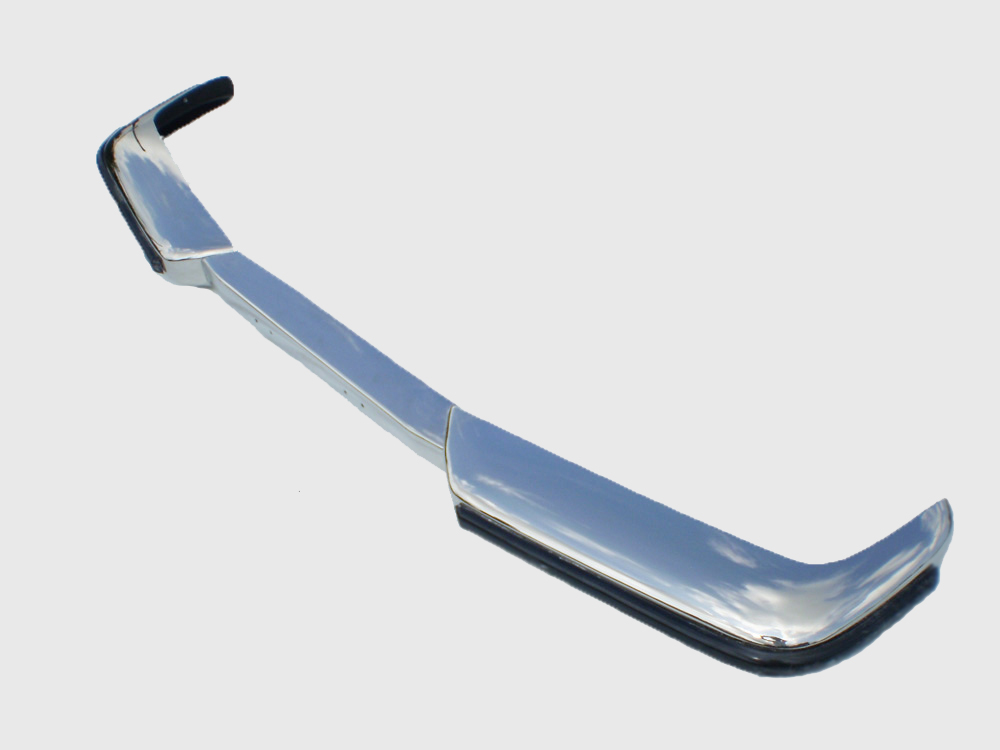 Volvo P 1800 bar.JPG