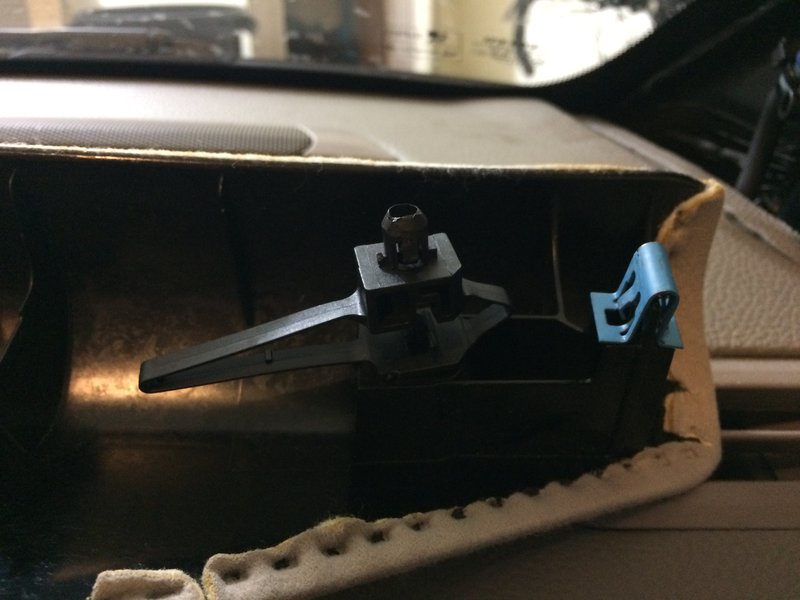 The removed pillar. Twist the head of the black clip 90 deg to make it pop out.