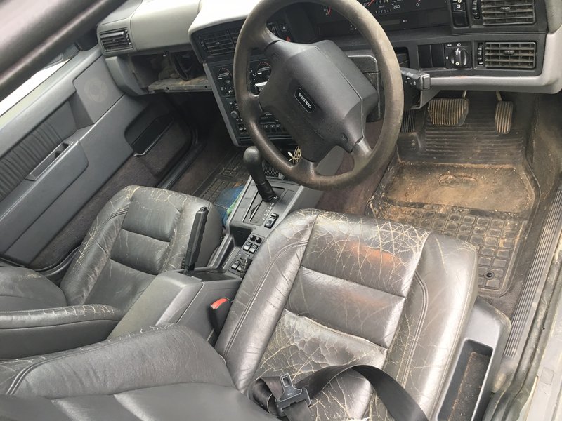 volvo850-interior-initial.jpg