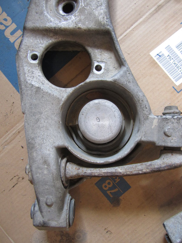 AWD rear control arm for Nivomat
