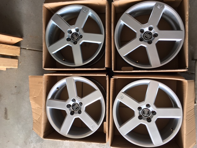 Volvo 18" Pegasus R Rims