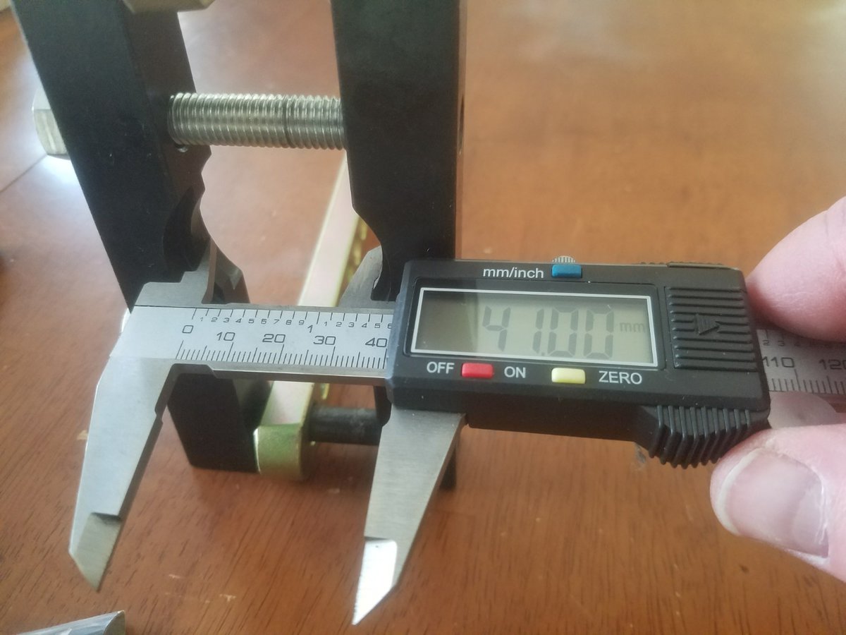 Lock collar max opening.jpg