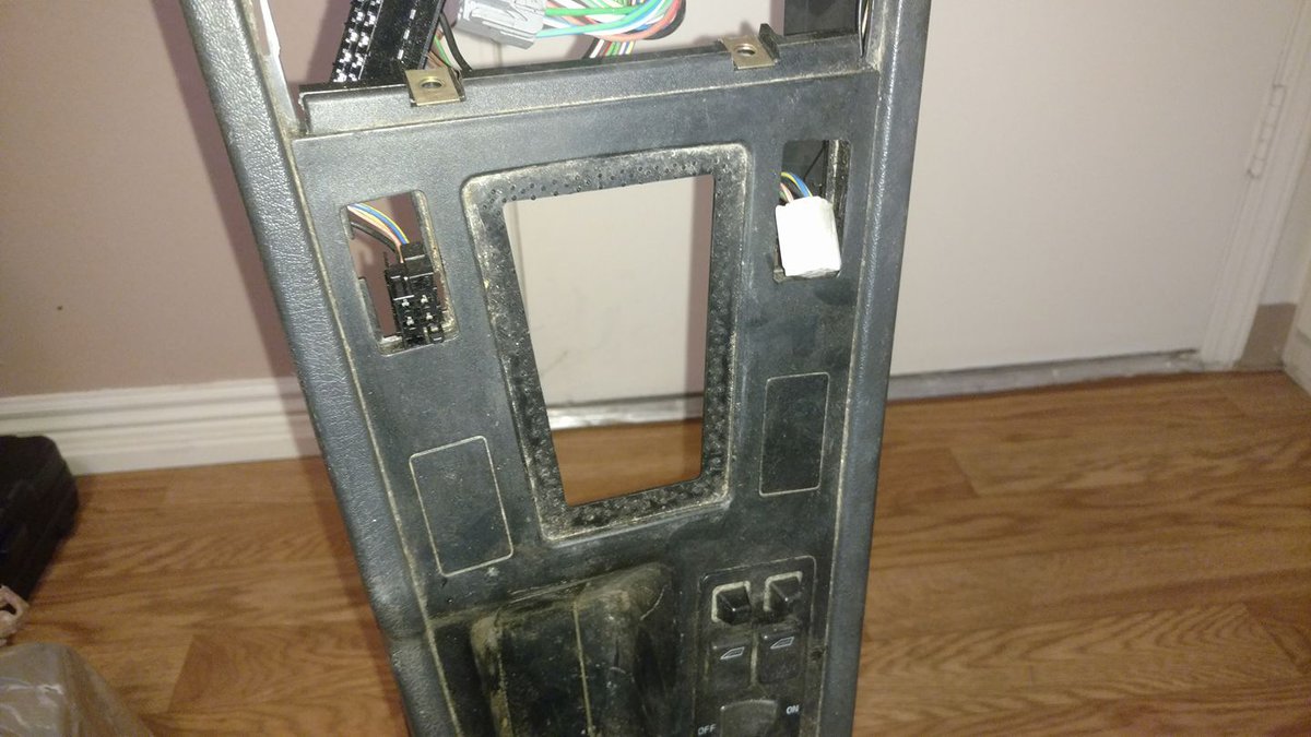 850 manual center console hole