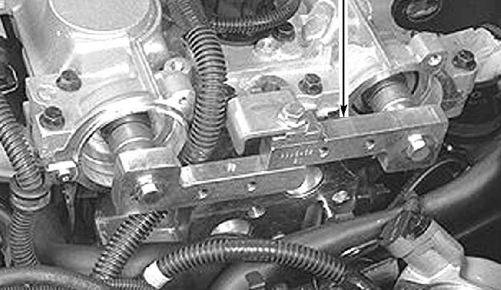 cam lock tool installed.jpg