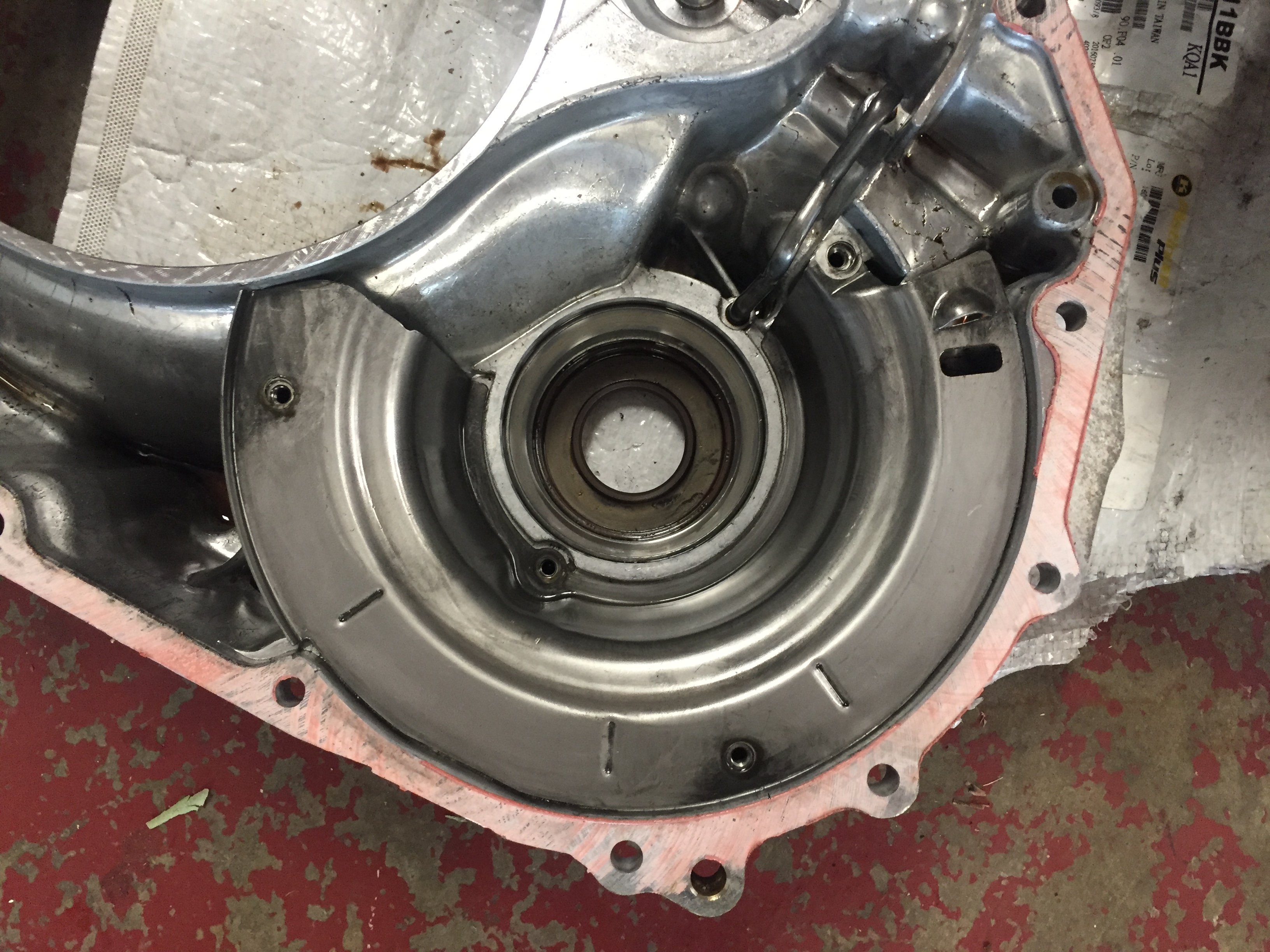 Bellhousing side, looks pretty clean