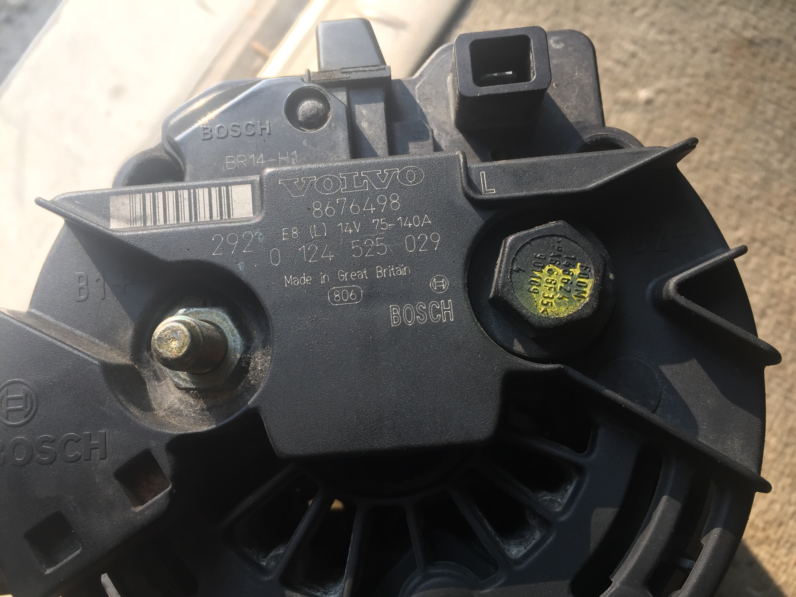Volvo Alternator Pic.JPG