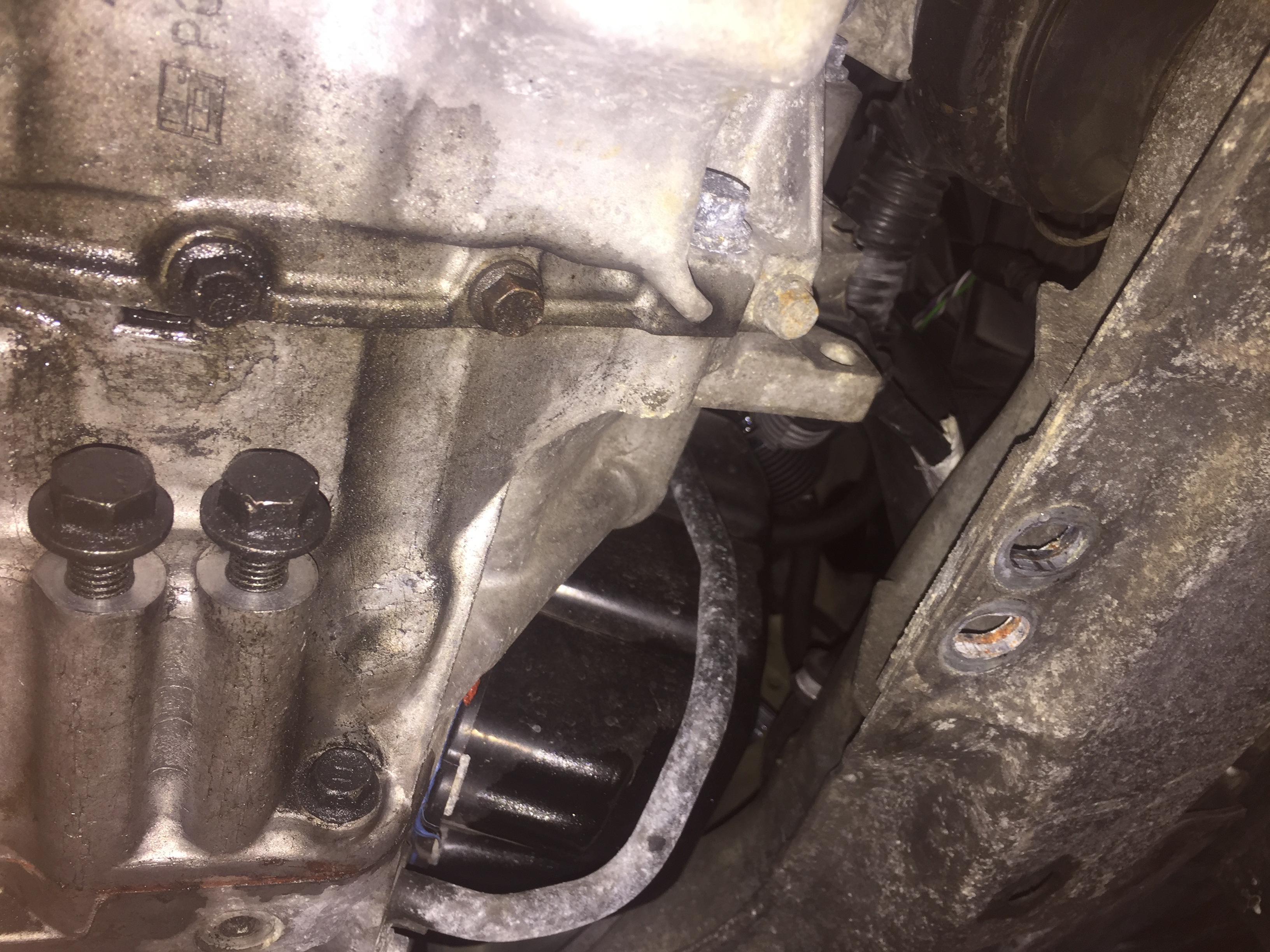 Step 19 Remove trans front torque mount