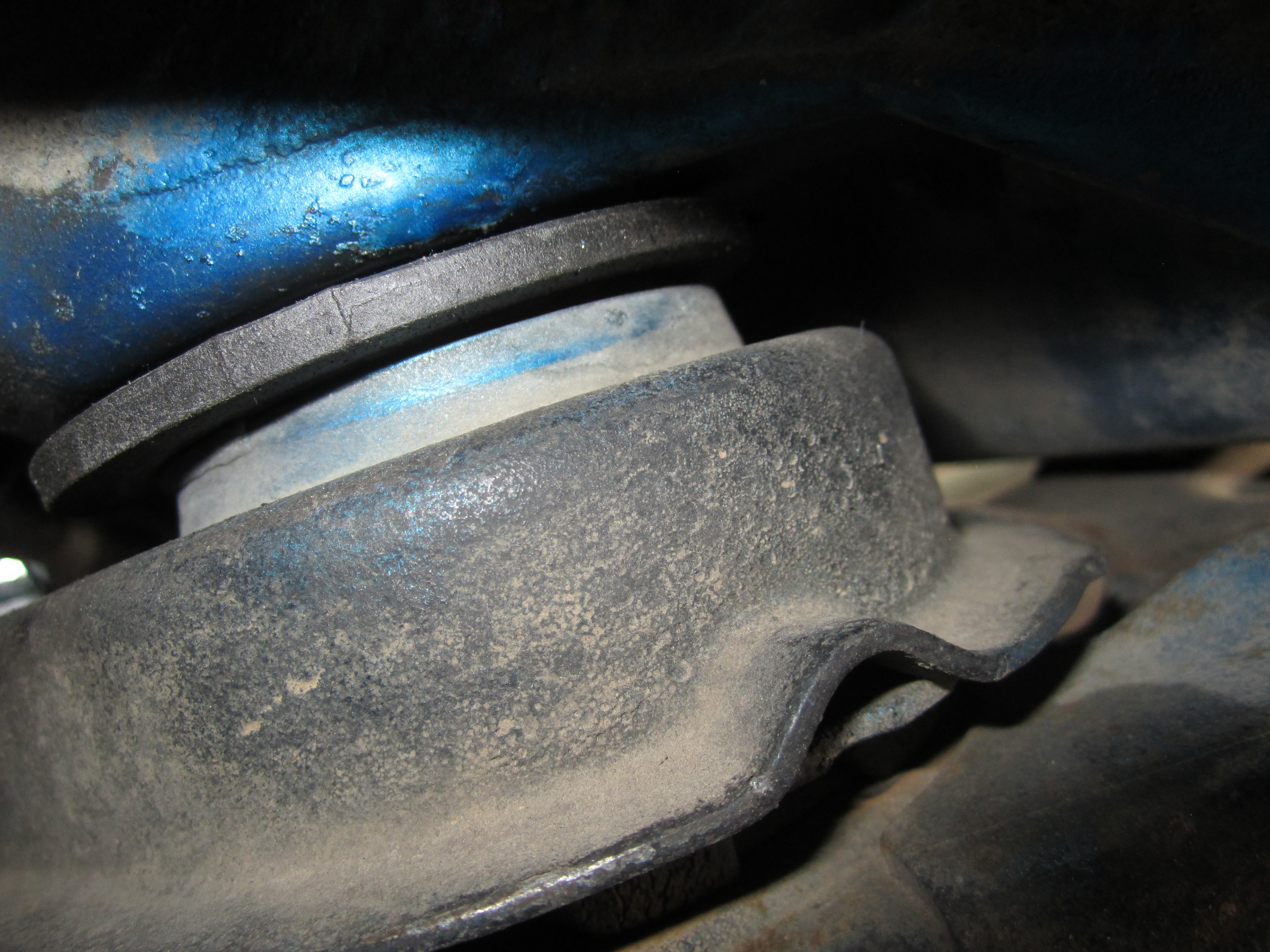 V70R AWD rear subframe mount with spacer