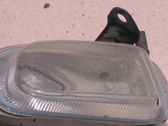 Volvo_Fog Light Lenses 001.JPG