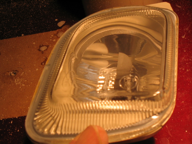 Volvo_Fog Lights 007.JPG