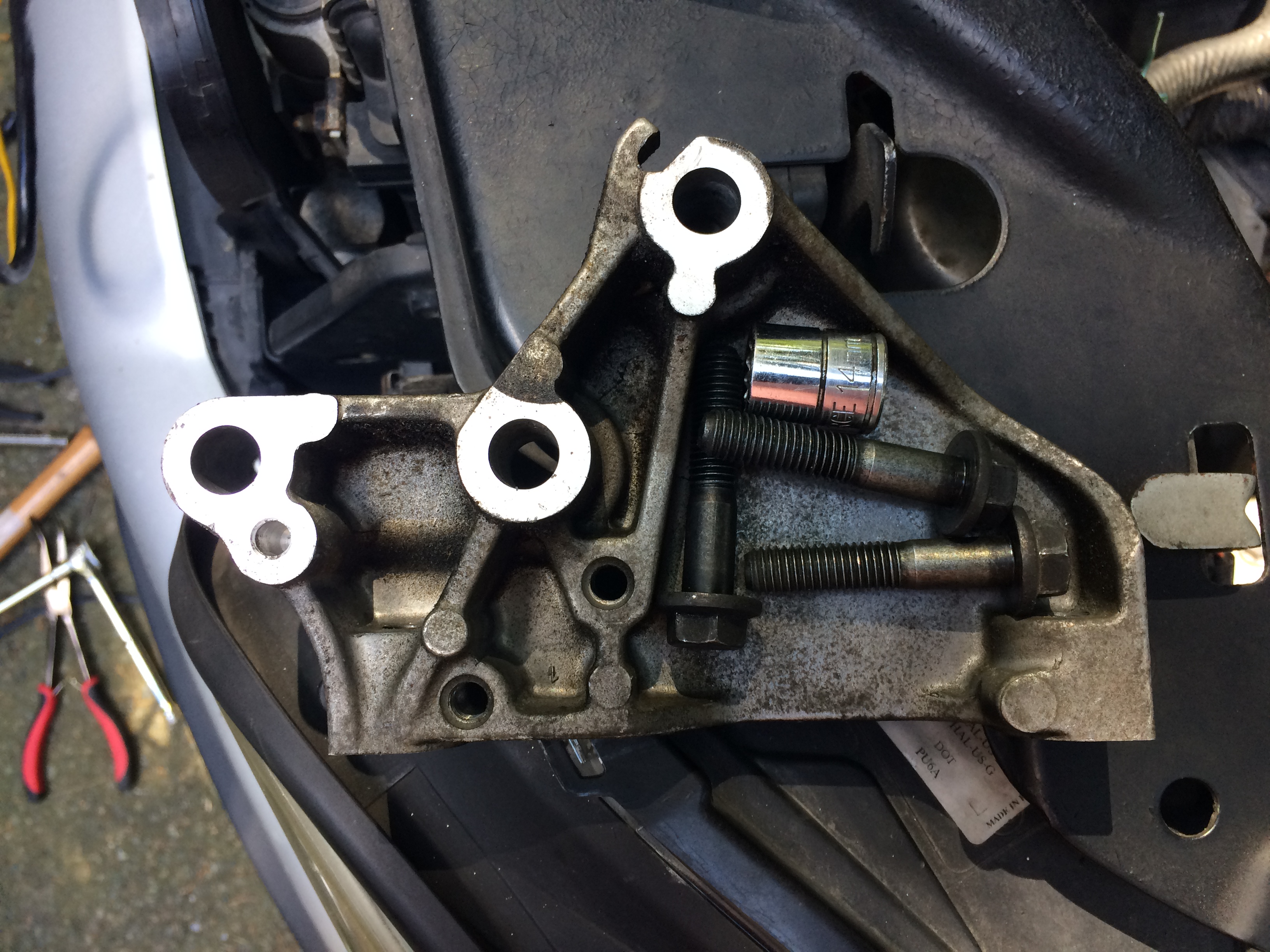 Aluminum Engine Bracket view facing engine block