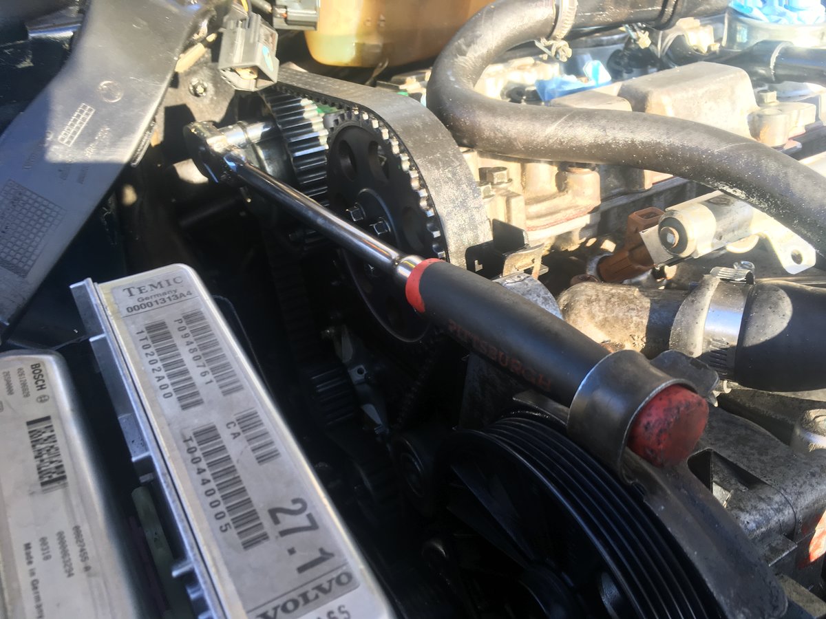 Utilize the power steering hose clip