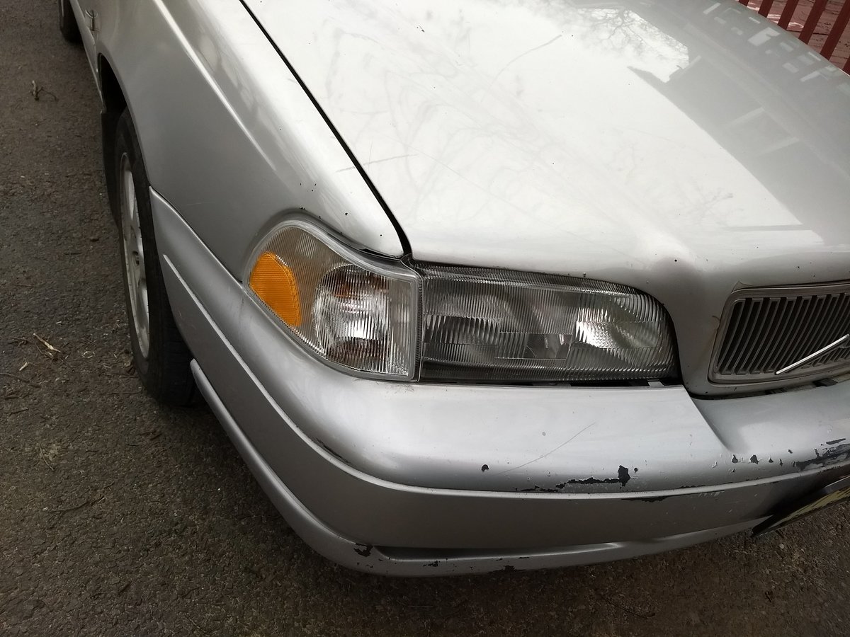 2000 V70 right front