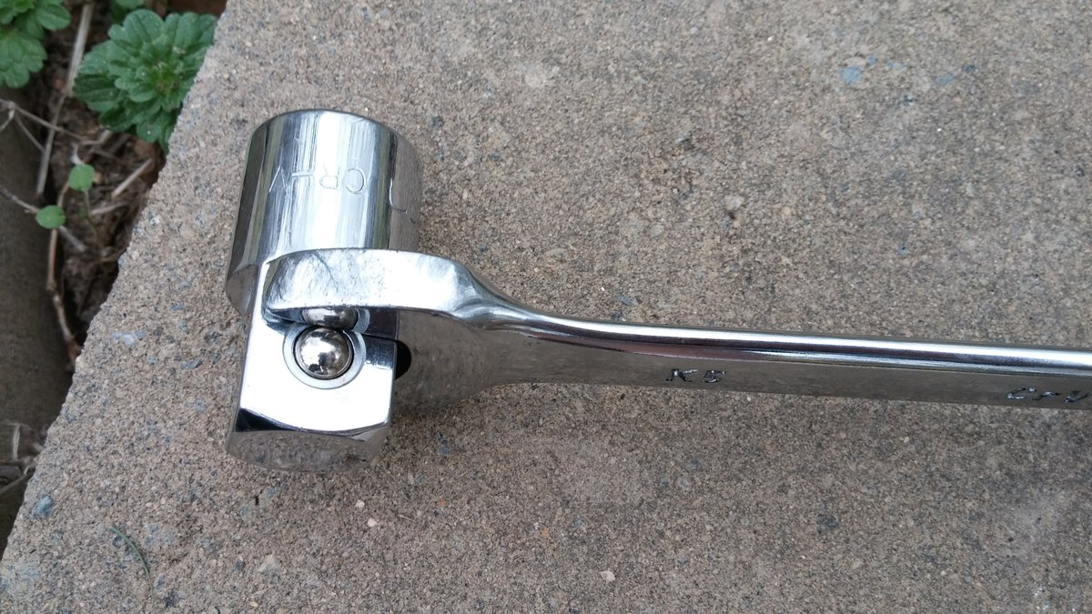 Volvo Serpentine Belt Tool.jpg