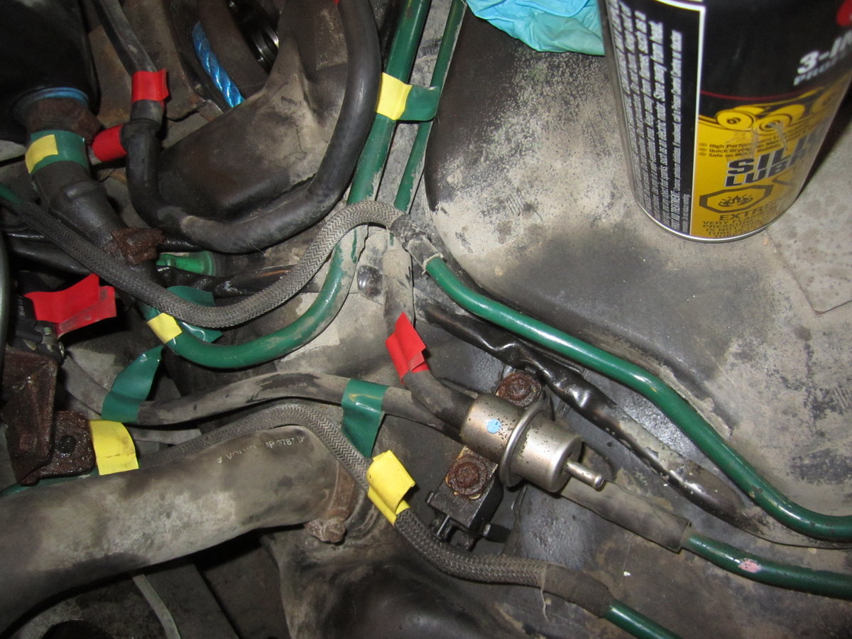 99 on fuel pressure regulator