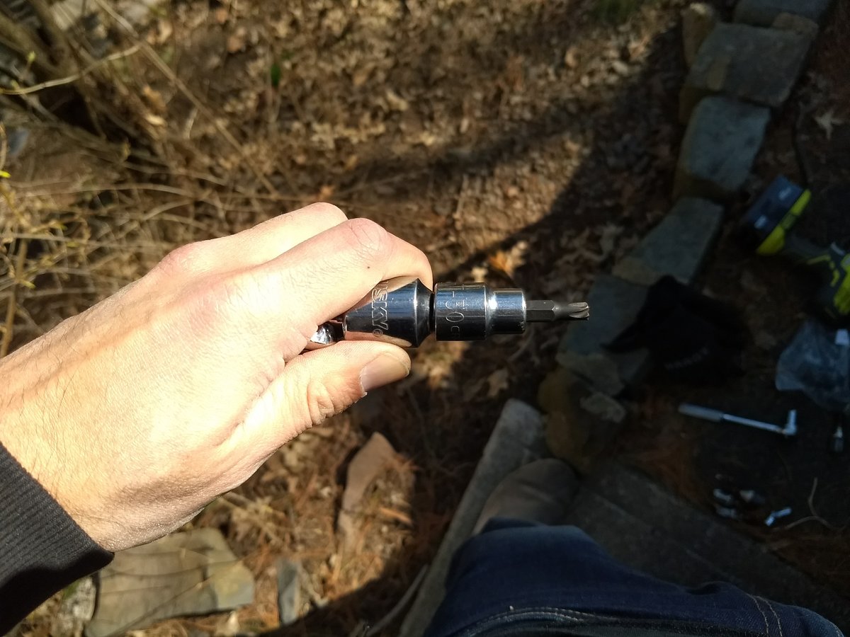Damage to 3/8-inch drive Craftsman T-30 torx bit