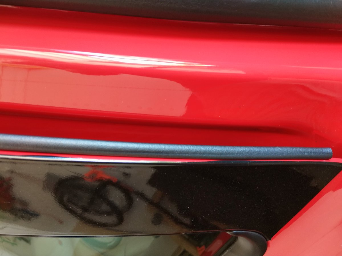 Sideways pic of the B pillar.