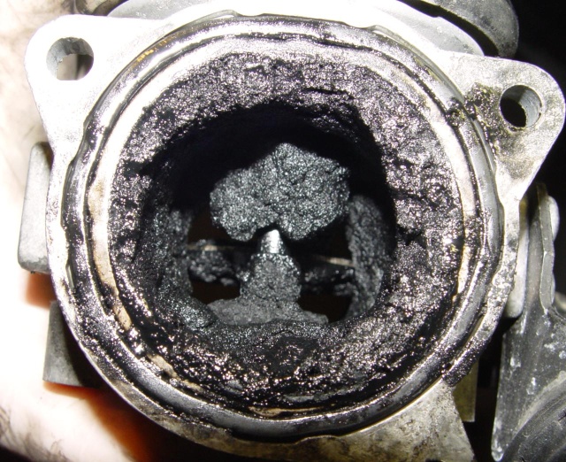 dirty EGR port