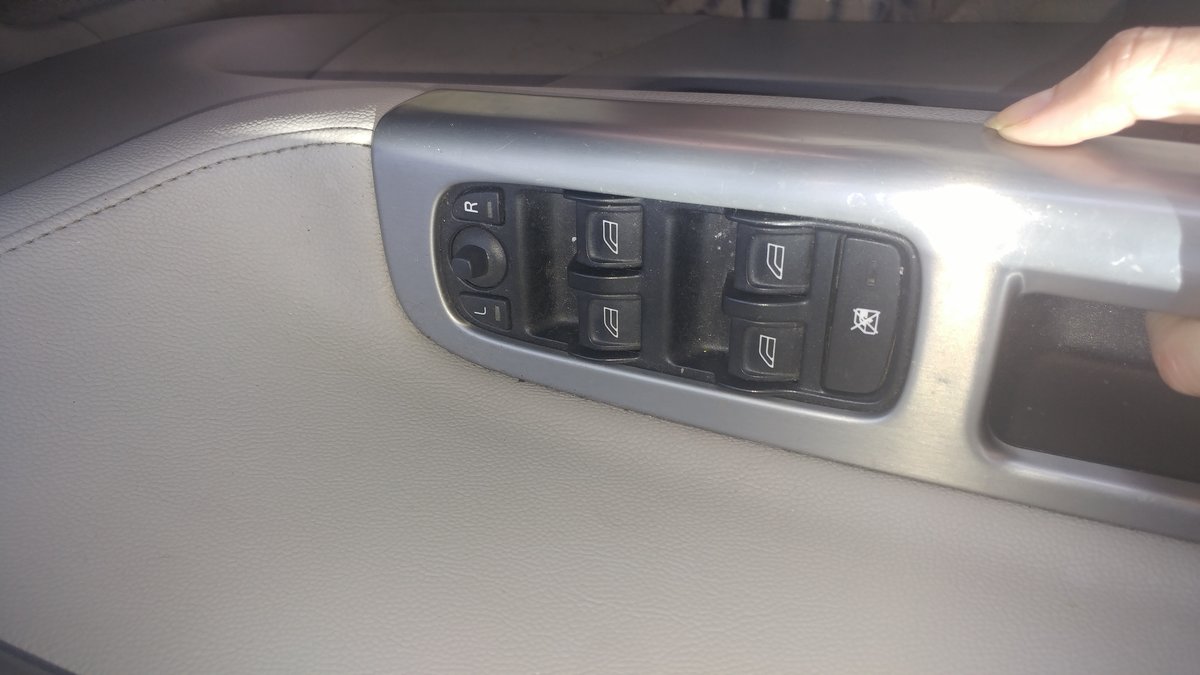 Photo of drivers side window panel