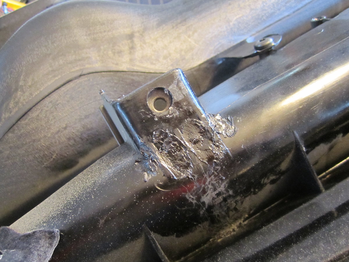 Broken mount repair using plastic welder
