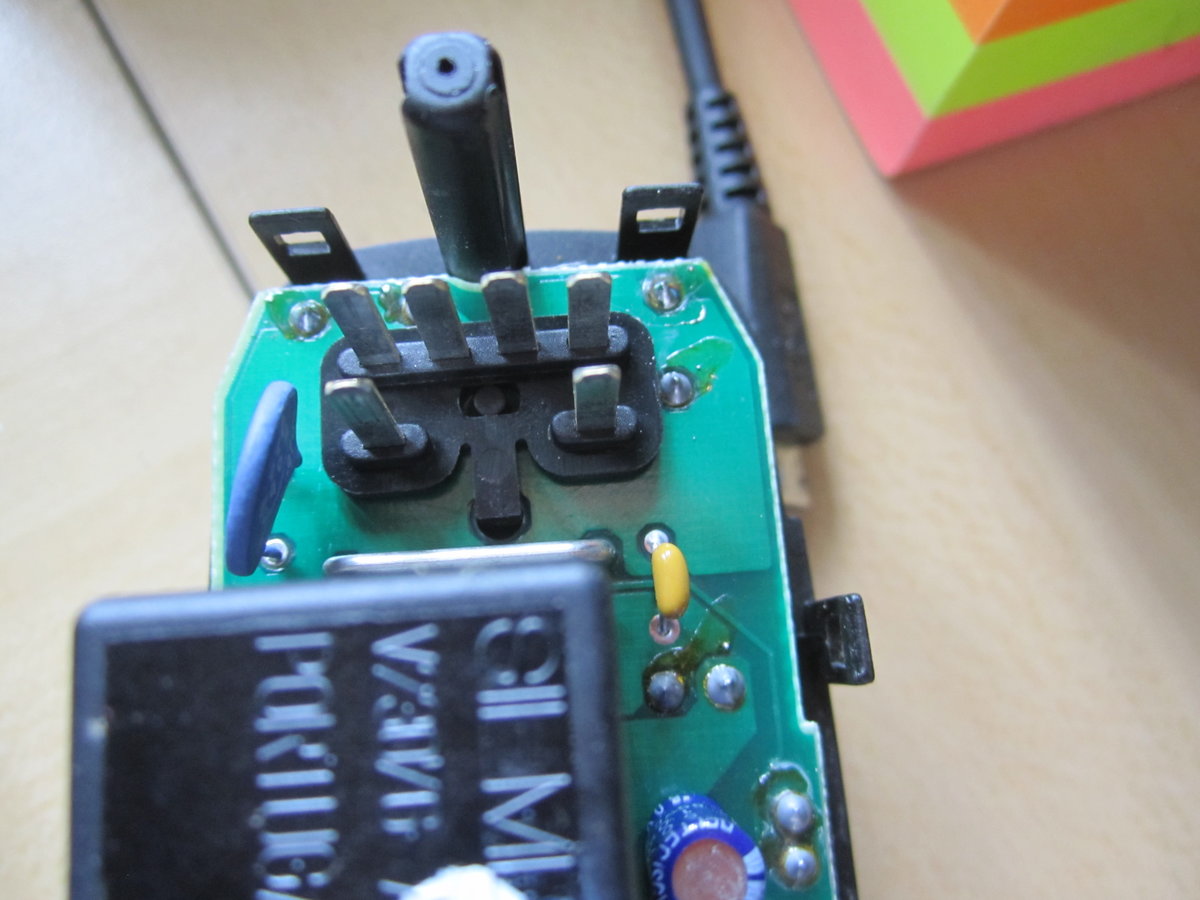 Connectors for door lock control?