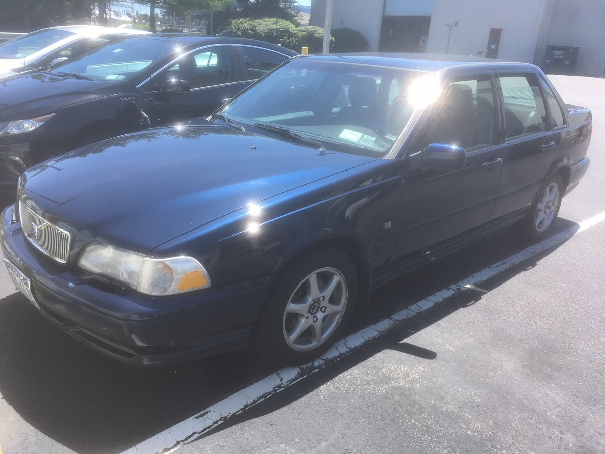 volvo4.jpg
